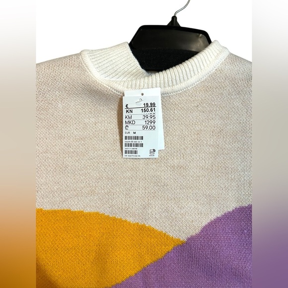 H&M Divided Jacquard-Knit purple and cream landscape mock neck sweater size M - Picture 3 of 5